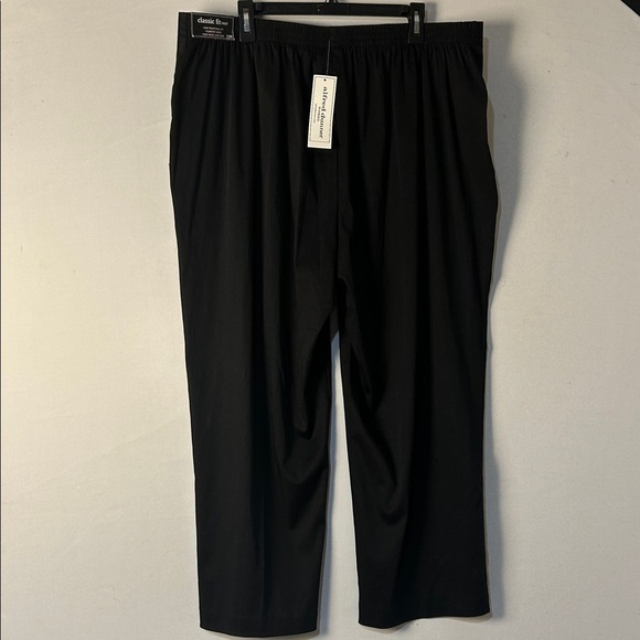 Alfred Dunner Women's Plus  Wide Leg Pant Black With Pockets Size 22W NWT - Picture 3 of 9
